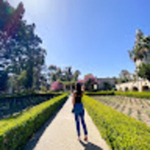 Meet your Posher, Naomi